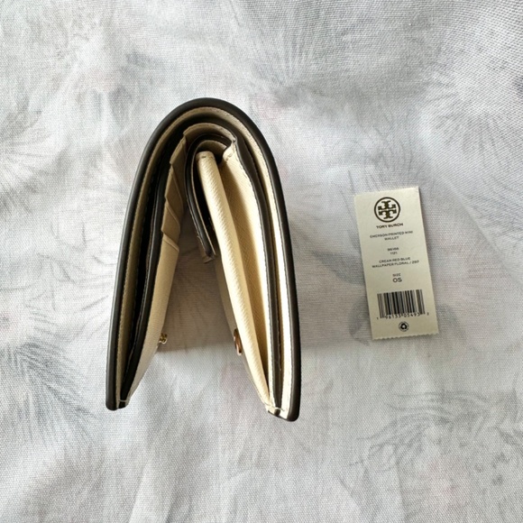 Tory Burch Mini Wallet - Picture 4 of 9